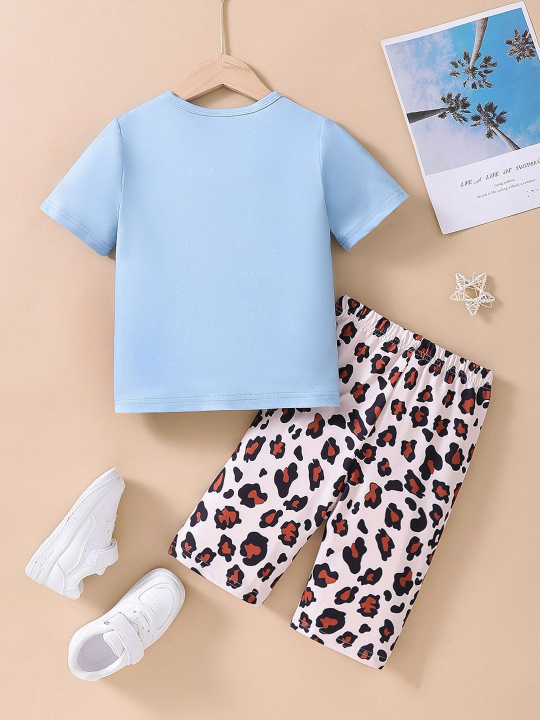 YK Girls Printed T-shirt with Trousers