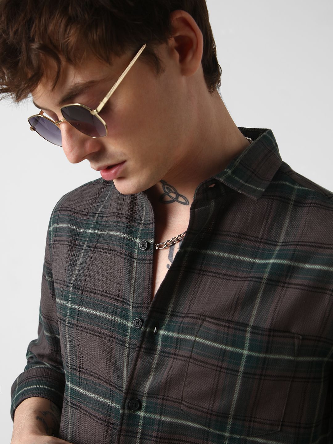 VASTRADO Men Classic Slim Fit Tartan Checks Casual Shirt