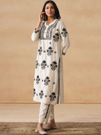 House of Chikankari Women Off White Cotton Chikankari Sulam Set Kurta
