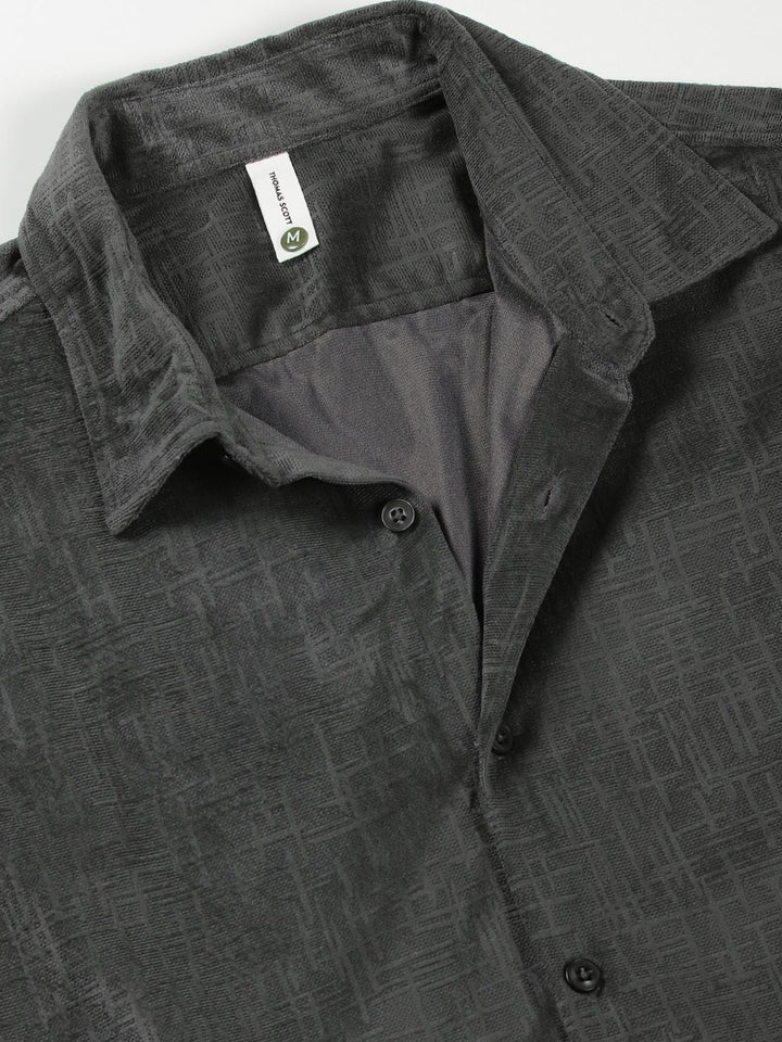 Thomas Scott Men Premium Spread Collar Textured Slim Fit Casual Shirt