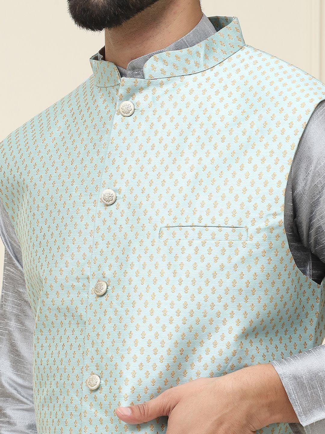 SOJANYA Mandarin Collar Silk Cotton Straight Kurta dengan jaket Churidar & Nehru
