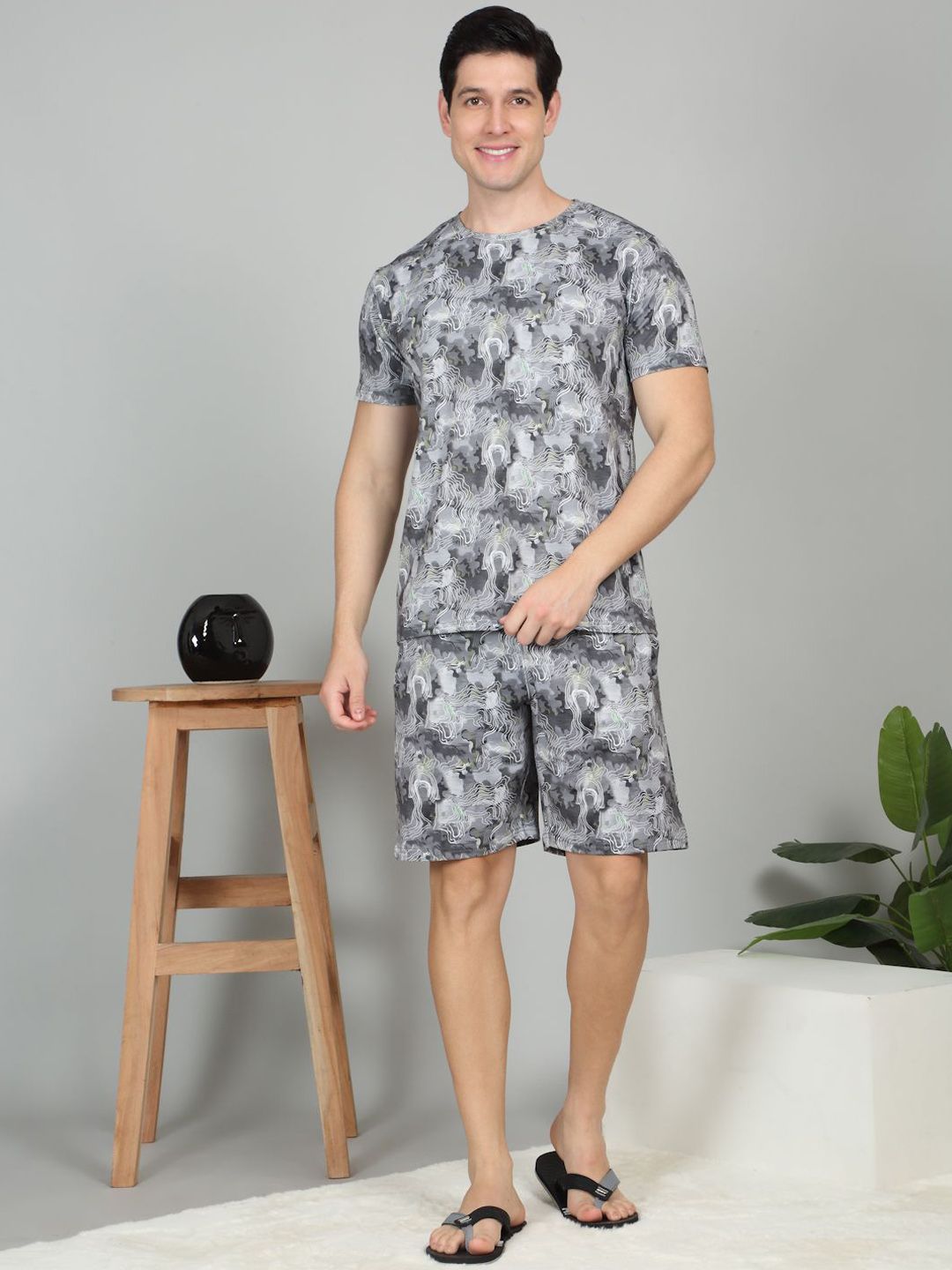 Sweet Dreams Printed Round Neck T-Shirt & Shorts