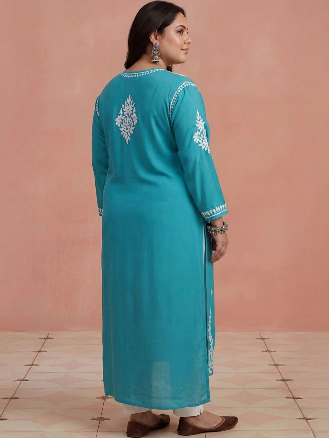 House of Chikankari Women Floral Embroidered Chikankari Kurta