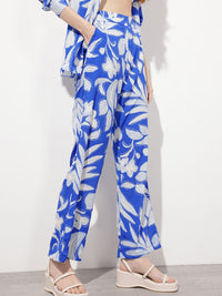 DressBerry Women Embracing The Floral Story Printed Loose Fit Trousers