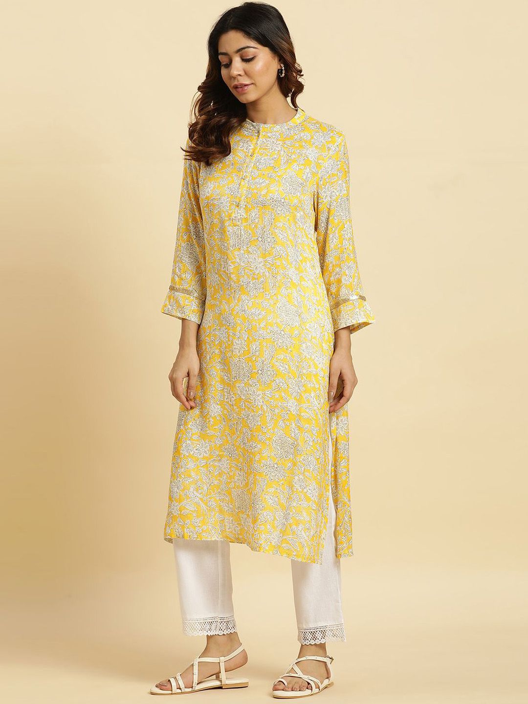 W Floral Printed Mandarin Collar Sequinned Straight Kurta