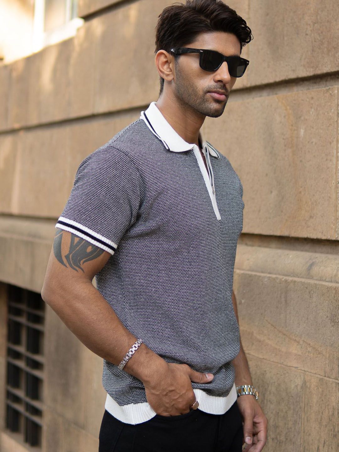 Powerlook Men Black Knitted Zipper Polo Collar Regular Fit T-shirt