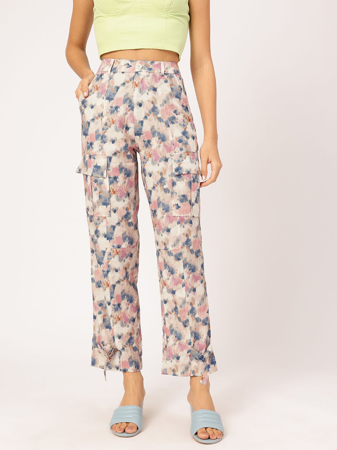 DressBerry Women Graffiti Glam Printed Cargo-Style Trousers