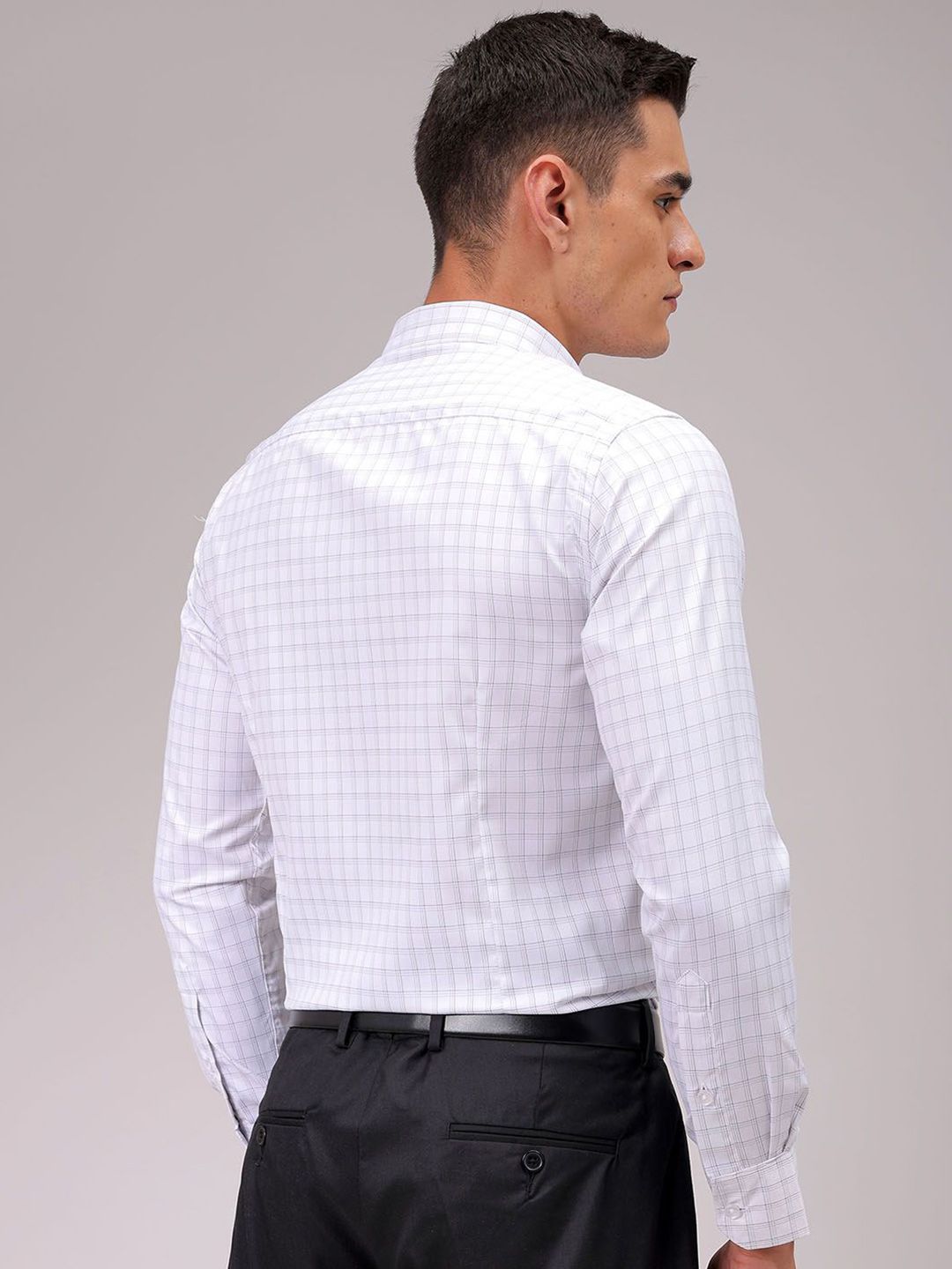 The Indian Garage Co. X Luxe Men Cutaway Collar Checked Slim Fit Formal Shirt