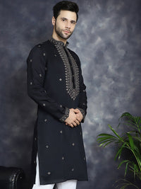 Jompers Mandarin Collar Sequins Embroidered Kurta