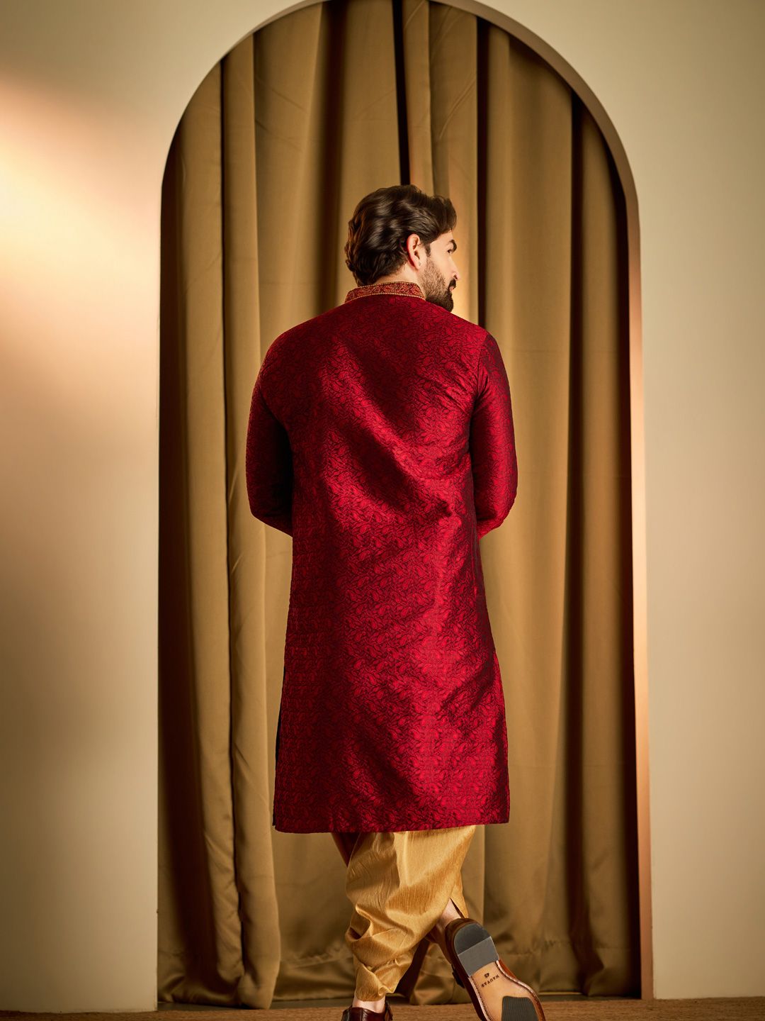 SOJANYA Paisley Woven Design Regular Straight Kurta With Dhoti Pant