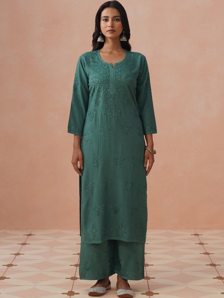 Rumah Chikankari Kurta Chikankari Biasa Wanita dengan Seluar