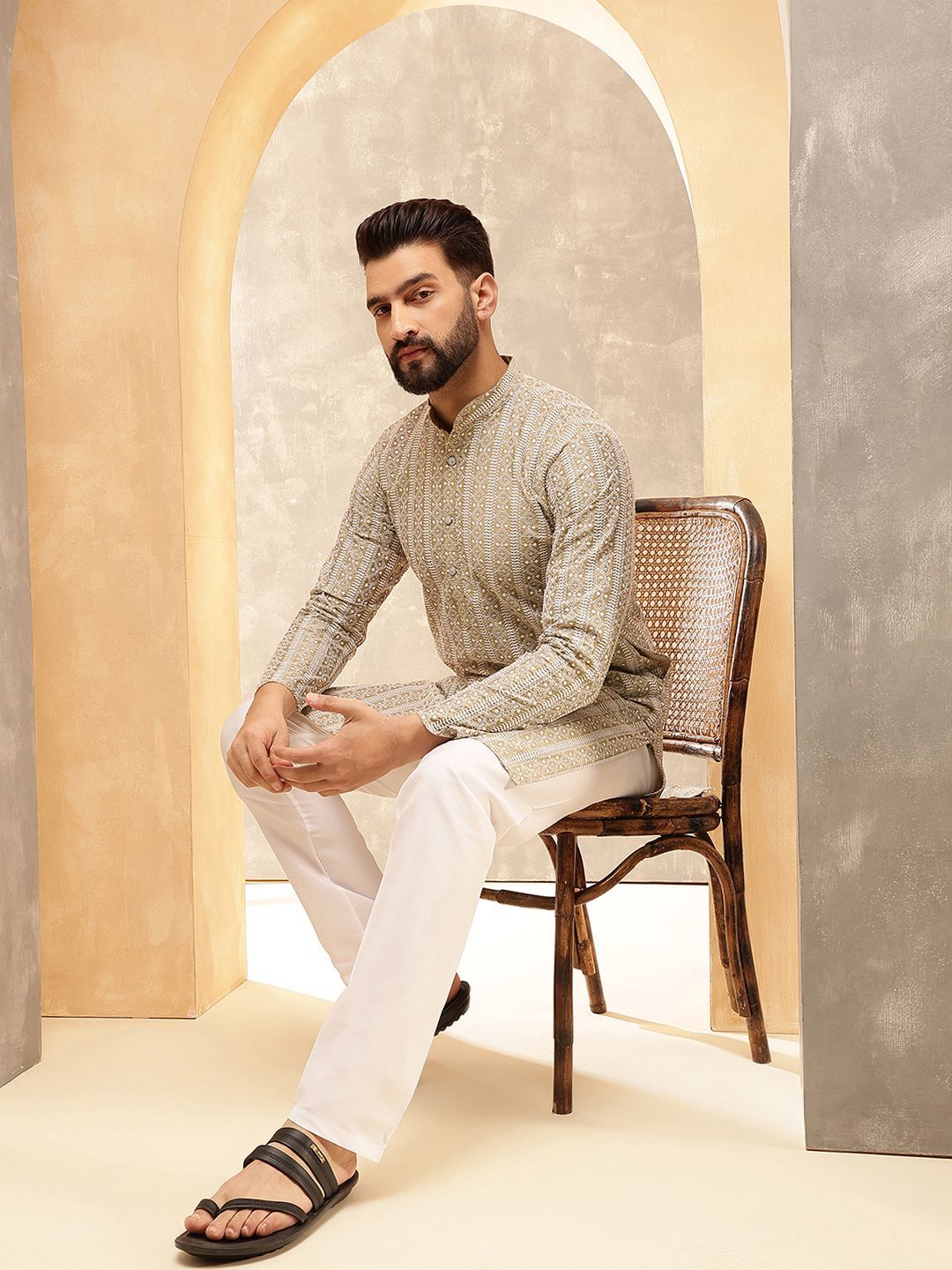 Anouk Beige Geometrik Bersulam Kolar Mandarin Kapas Tulen Kurta Lurus Dengan Piyama