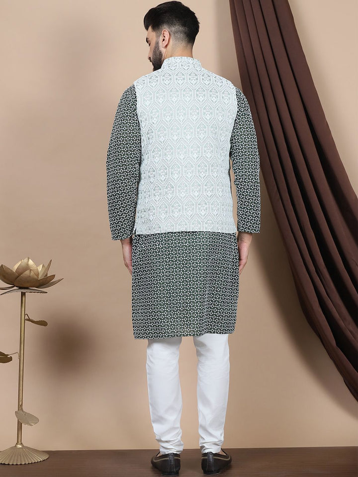 Kurta Lurus Kapas Tulen Sulam Bunga Anouk Dengan Jaket Churidar & Nehru
