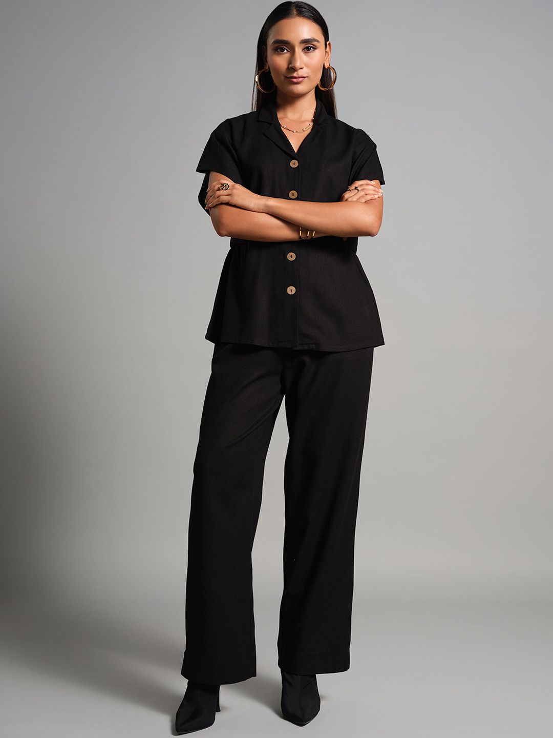 AND Notch Lapel Collar Shirt With Trousers