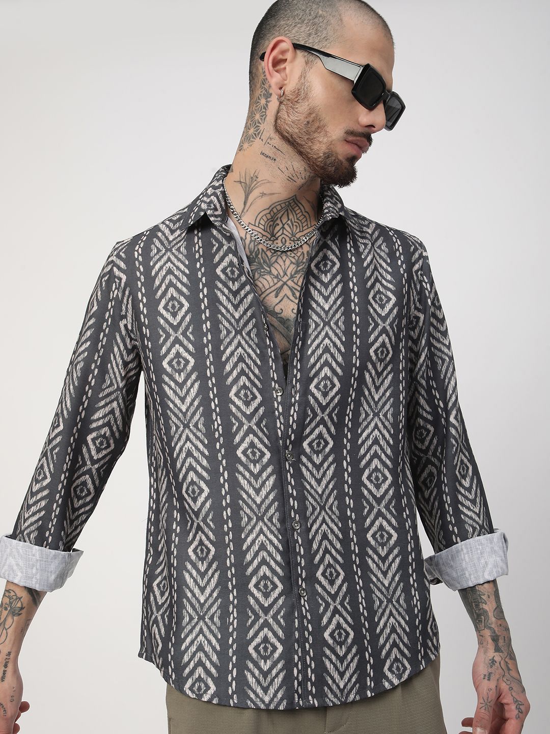 VASTRADO Men Classic Relaxed Fit Spread Collar Abstract Printed Cotton Casual Shirt