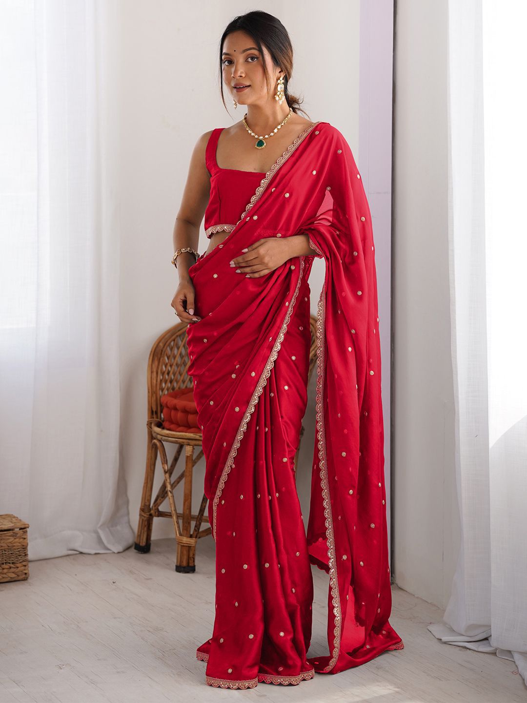 Saree mall Embellished Sequinned Floral Pure Georgette Saree