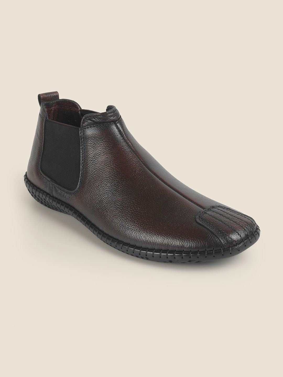 Mochi Men Textured Leather Fashion
