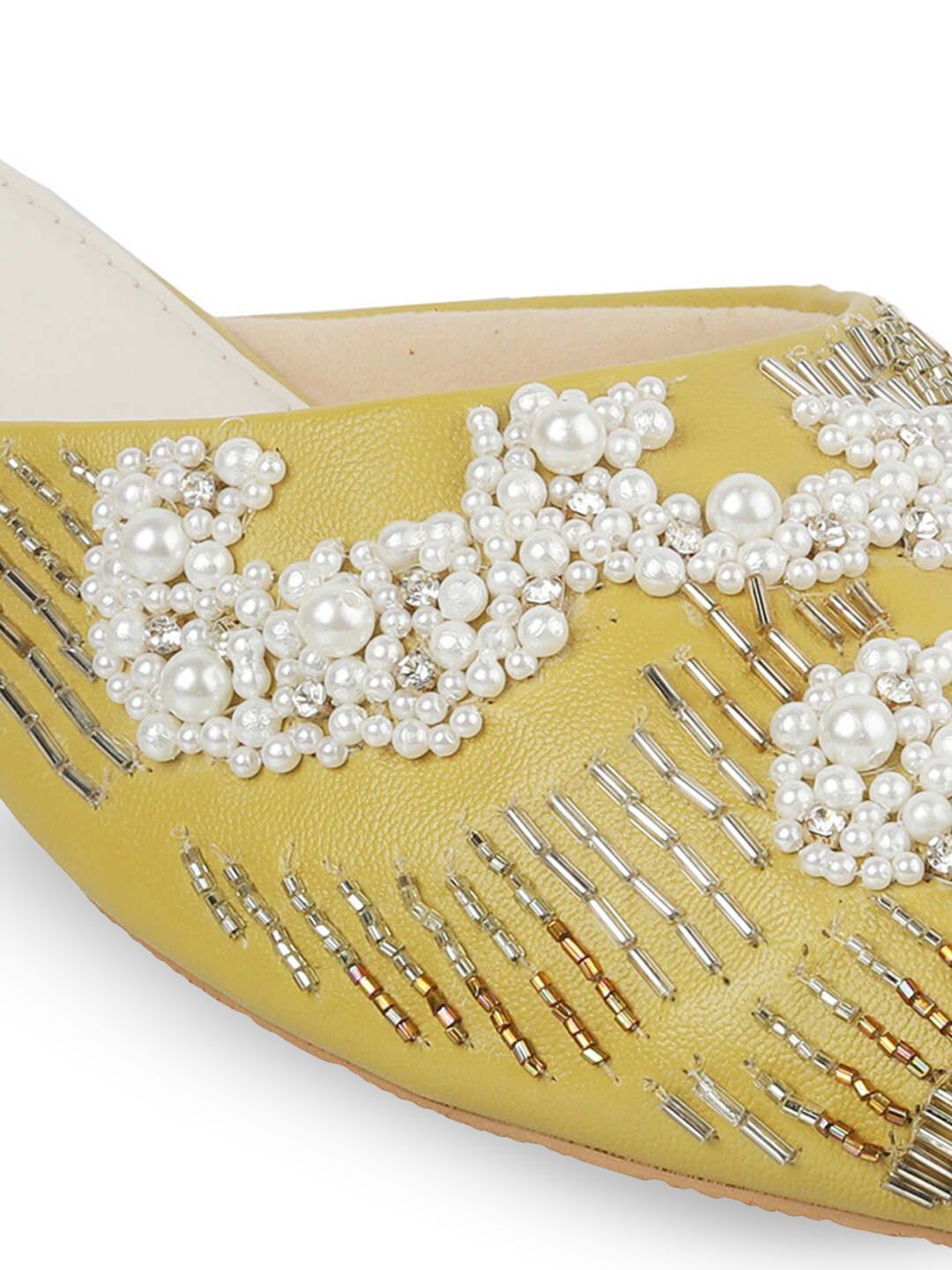 Mochi Women Woven Design Mules Flats