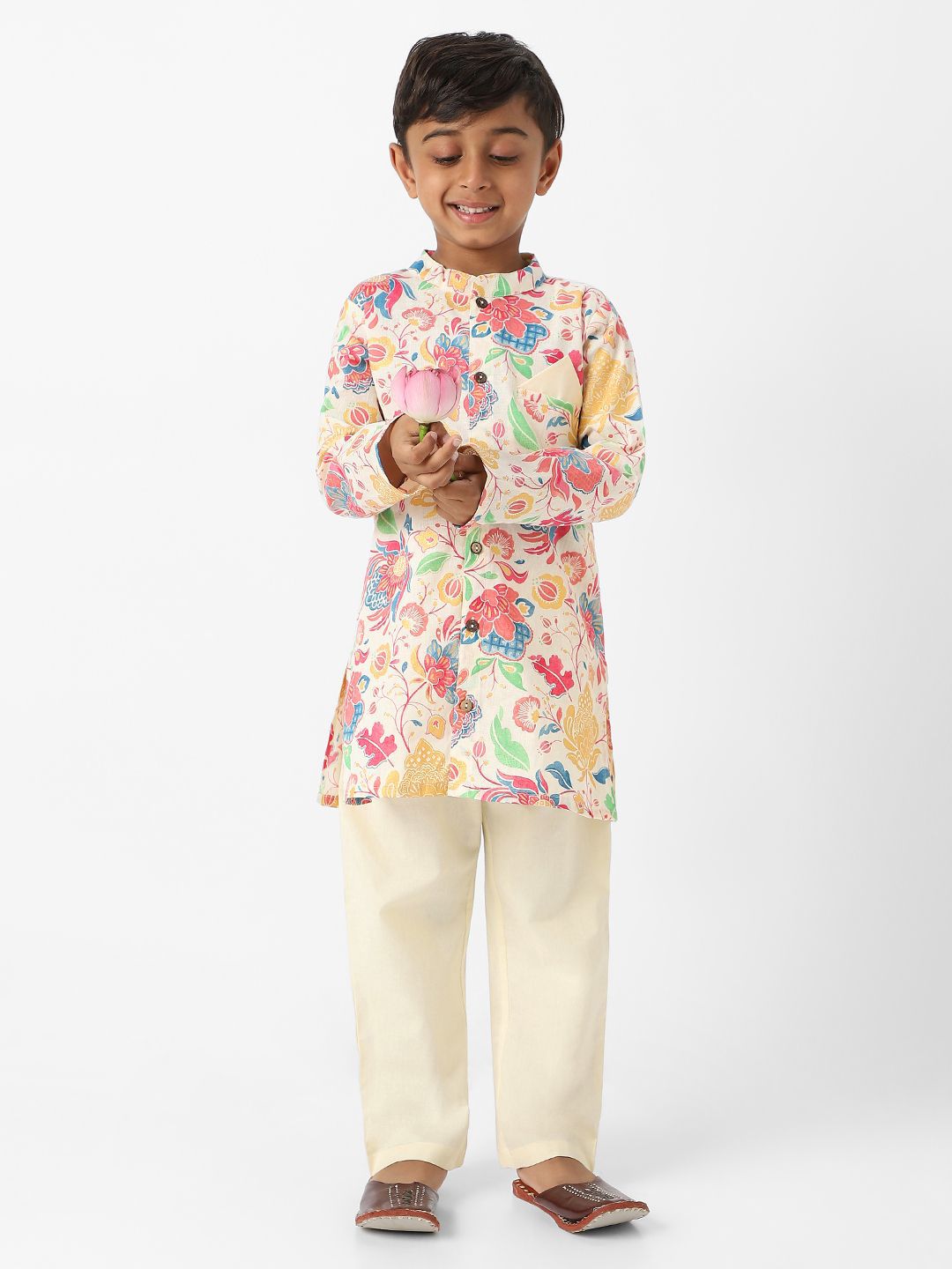 Nauti Nati Boys Floral Printed Regular Pure Cotton Kurta with Pyjamas