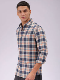 The Indian Garage Co Men Cutaway Collar Checked Cotton Slim Fit Casual Shirt