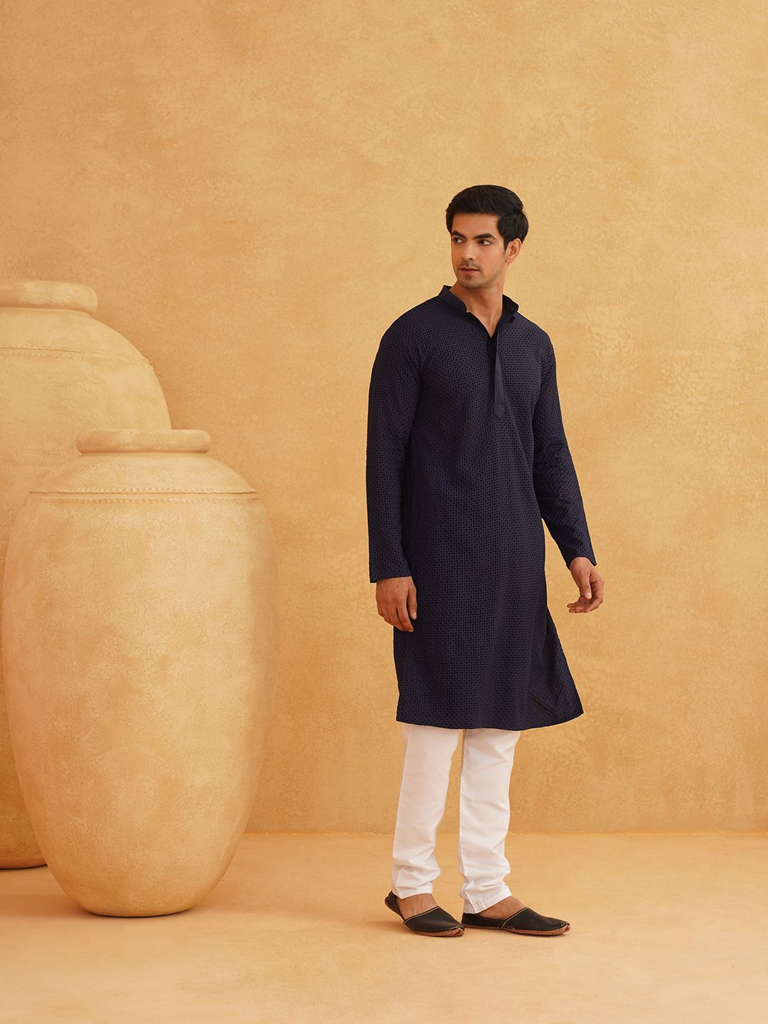 SOJANYA Geometric Embroidered Mandarin Collar Pure Cotton Straight Kurta