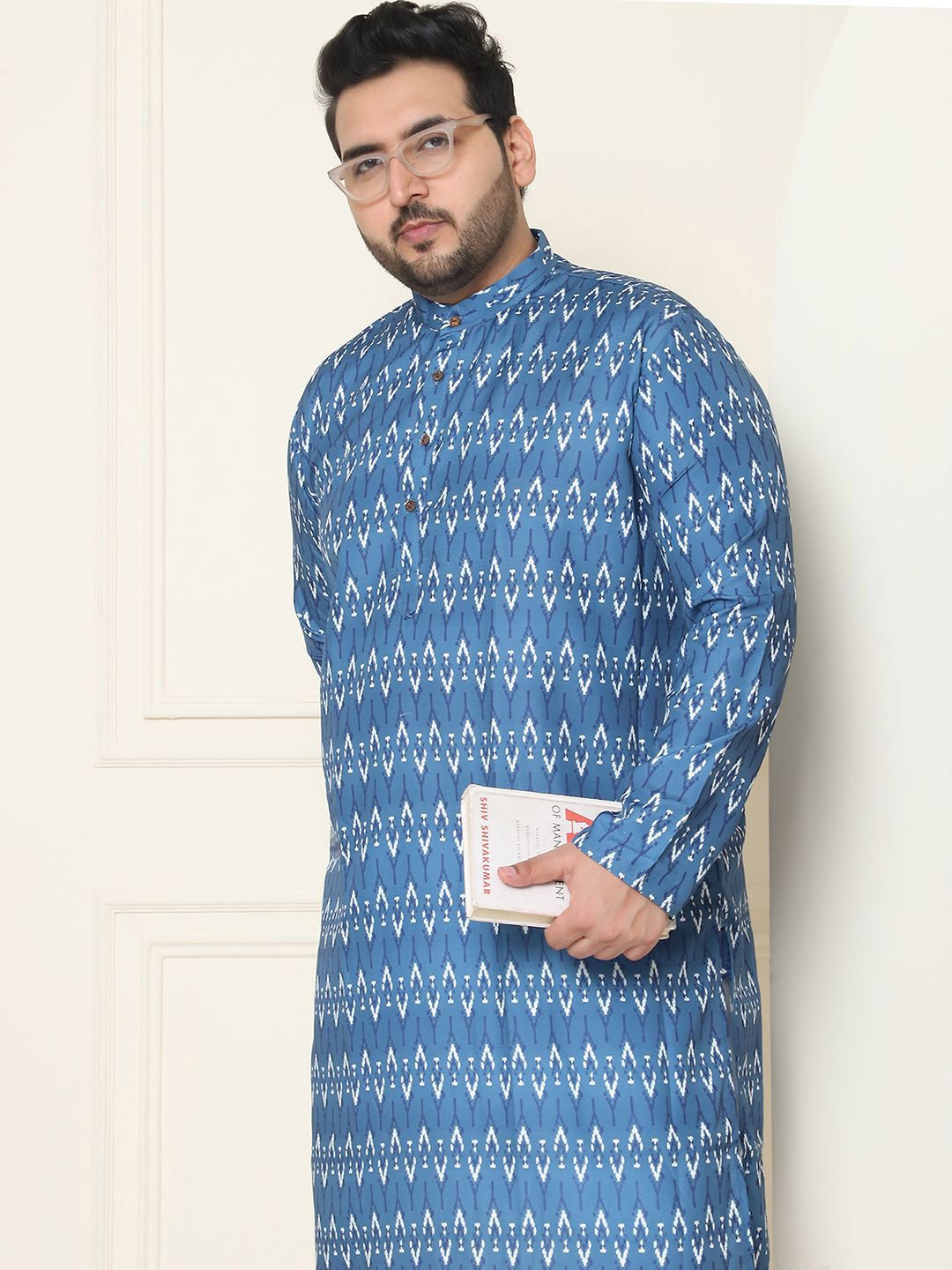 SOJANYA PLUS Ethnic Motifs Band Collar Straight Kurta With Pyjamas