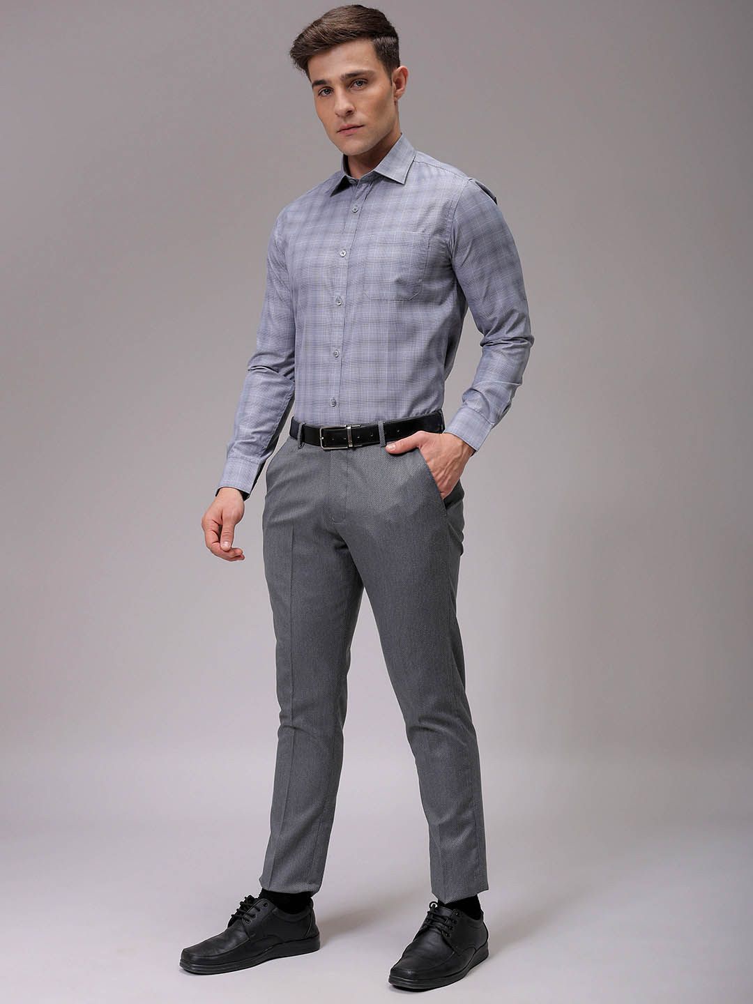 The Indian Garage Co. X Luxe Men Slim Fit Opaque Checked Formal Shirt