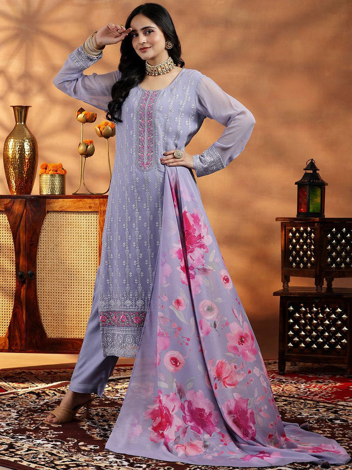 Libas Women Floral Embroidered Regular Thread Work Kurta with Trousers & With Dupatta