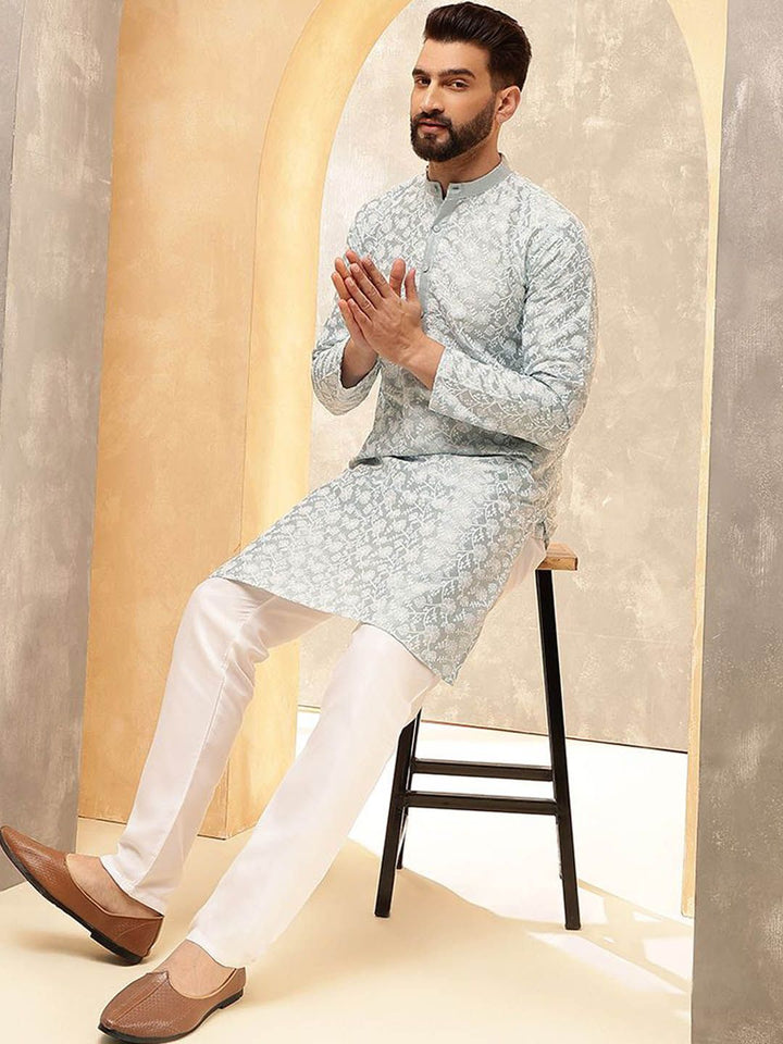 Anouk White Floral Sulam Band Kolar Kurta Lurus