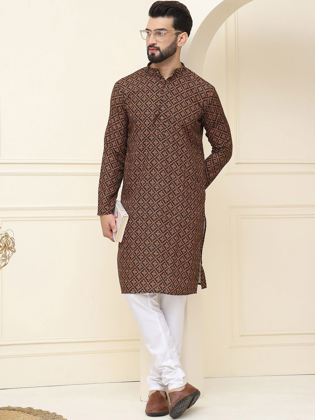 SOJANYA Ethnic Motifs Printed Regular Pure Cotton Kurta With Pyjama