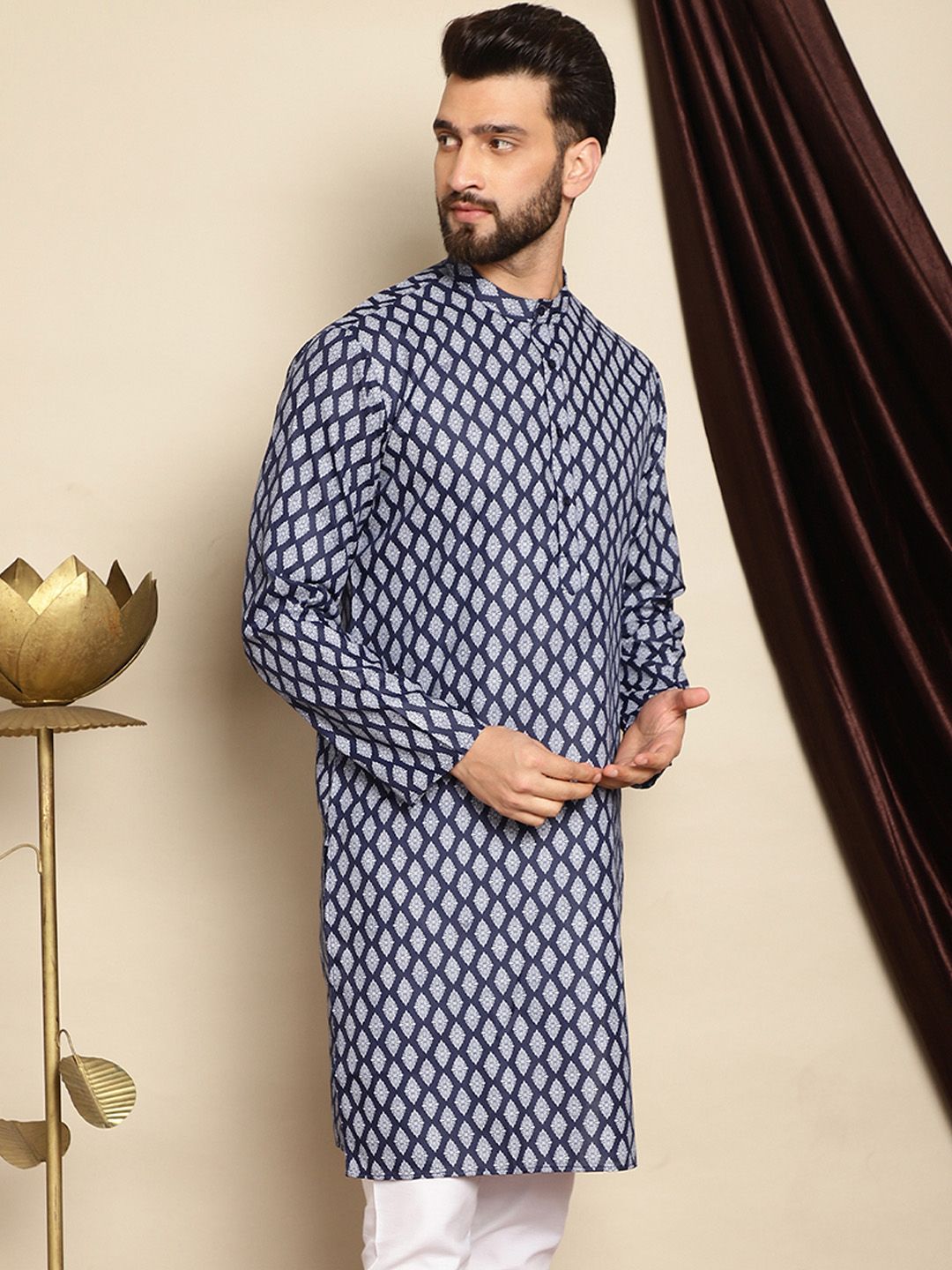 Anouk Ethnic Motifs Mandarin Collar Long Sleeves Thread Work Kurta