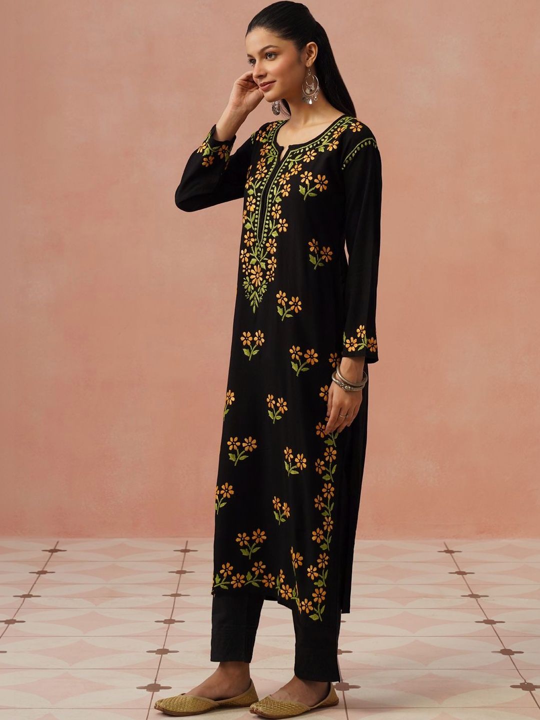 House of Chikankari Women Floral Embroidered Thread Work Kurta