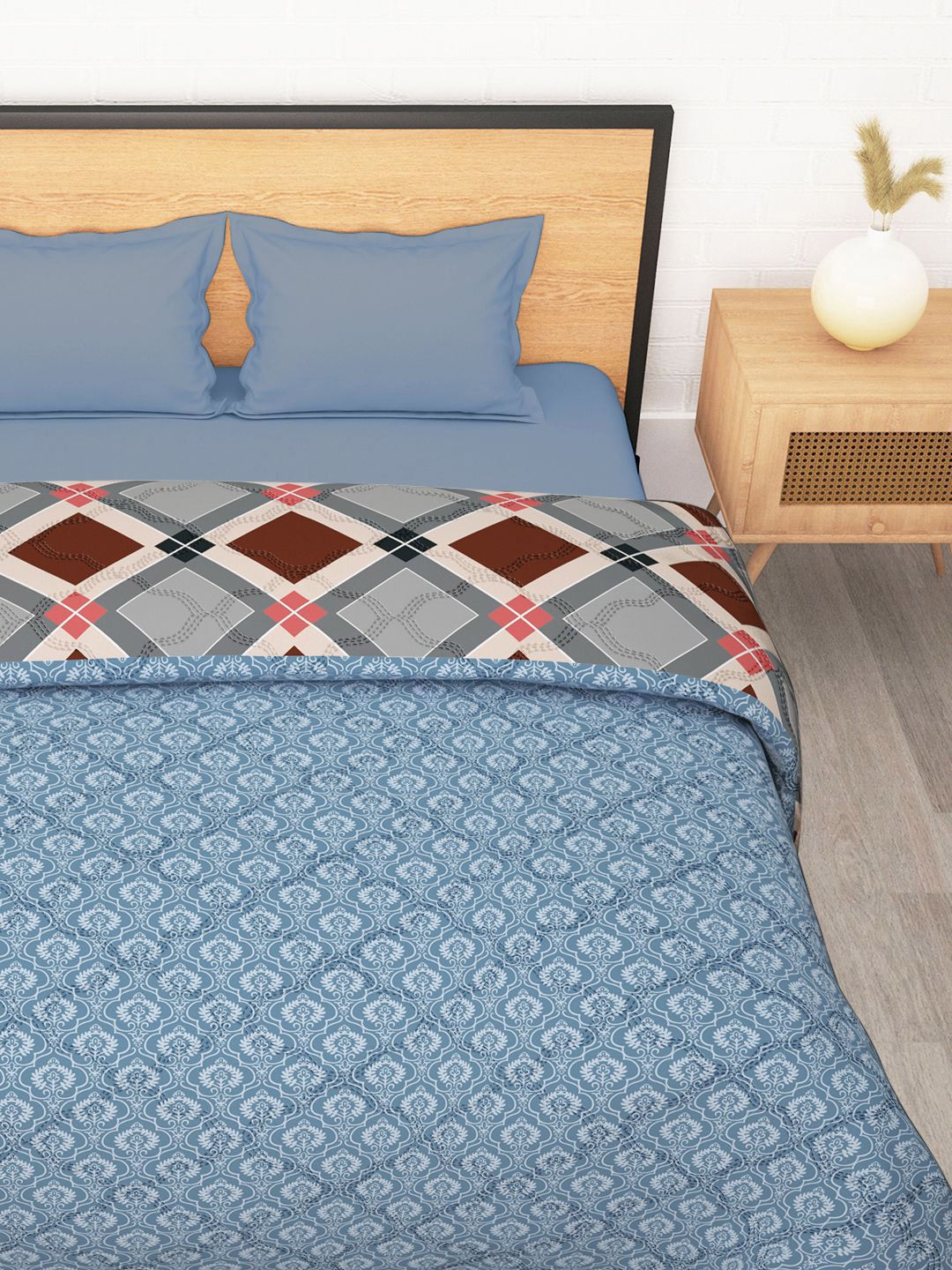 Story@home Beige & Grey Printed Reversible 120 GSM AC Room Double Bed Comforter
