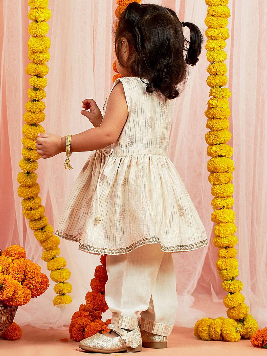 VASTRAMAY Girls Ethnic Motifs Woven Design Beaded Jacquard Anarkali Kurta With Trousers