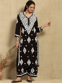 Set Seluar Kurta Motif Etnik Bersulam House of Chikankari