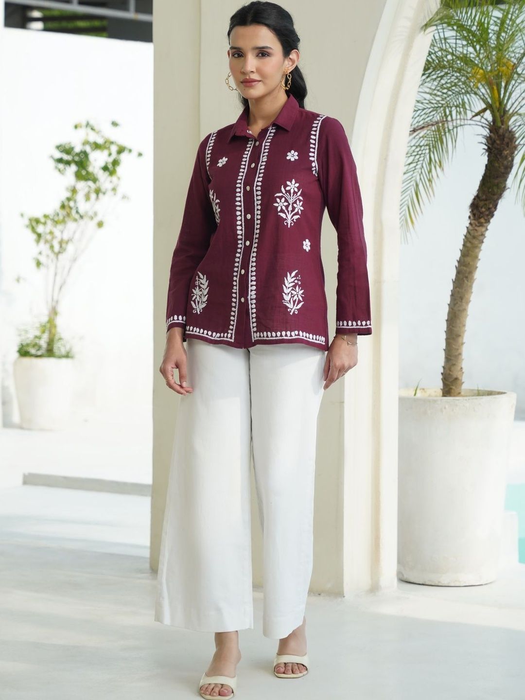 House of Chikankari Women Straight Floral Printed Casual Shirt