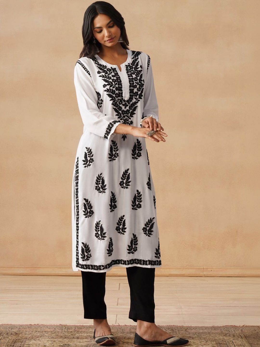 House of Chikankari Women Chikankari Kurta