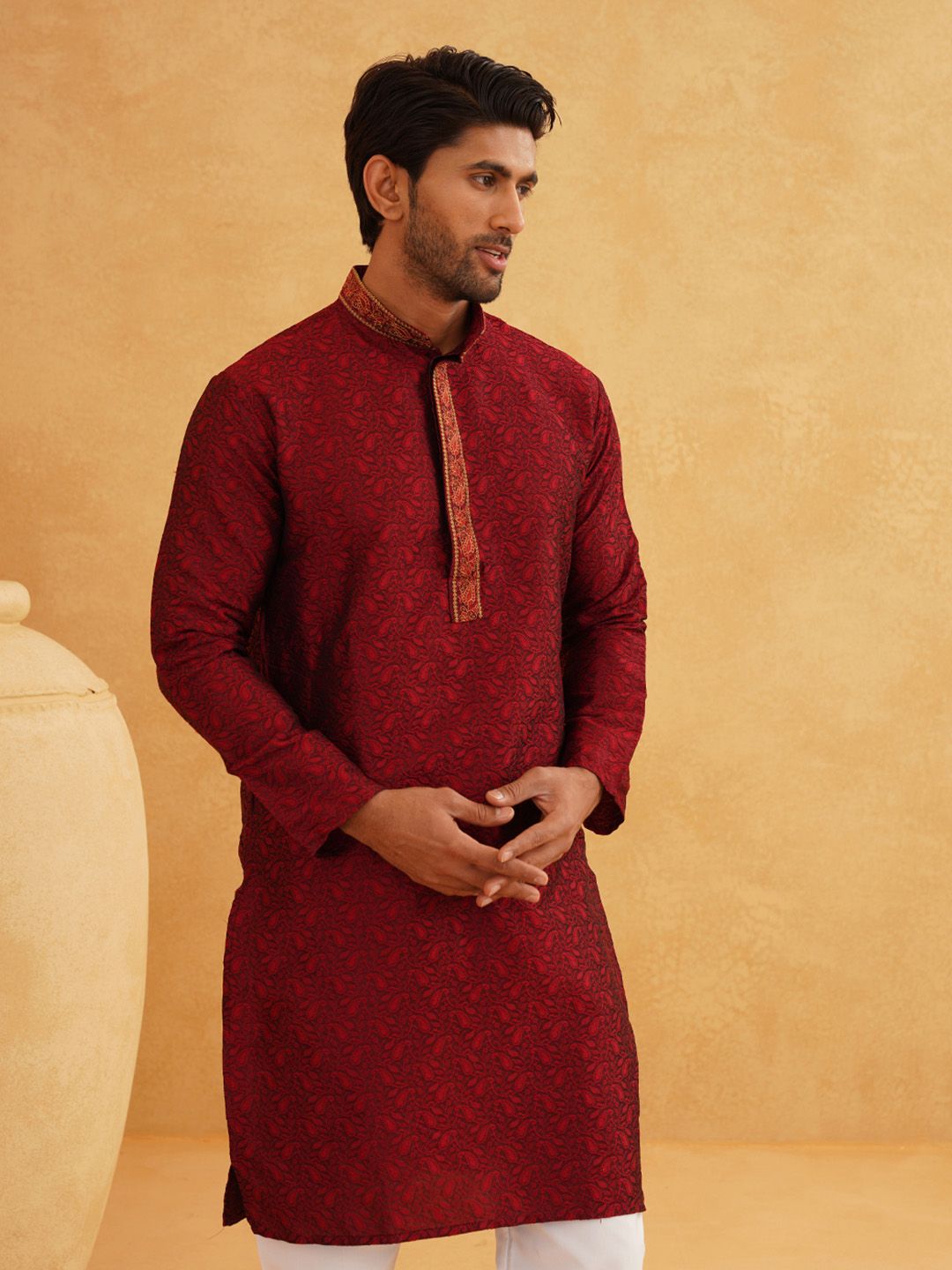 SOJANYA Motif Etnik Kurta Sulam Zari
