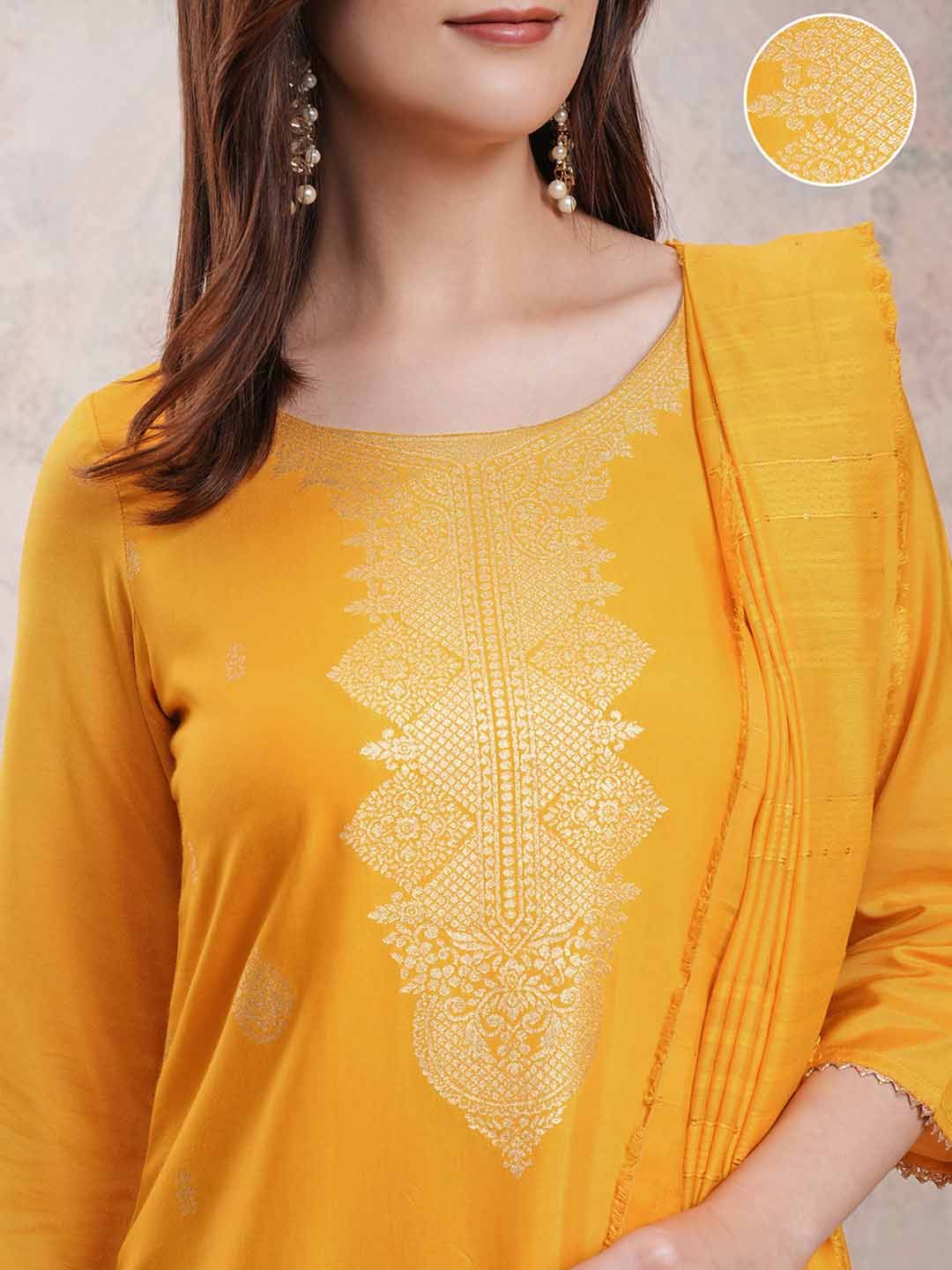 Vishudh Ethnic Motifs Printed Straight Kurta With Trousers & Dupatta