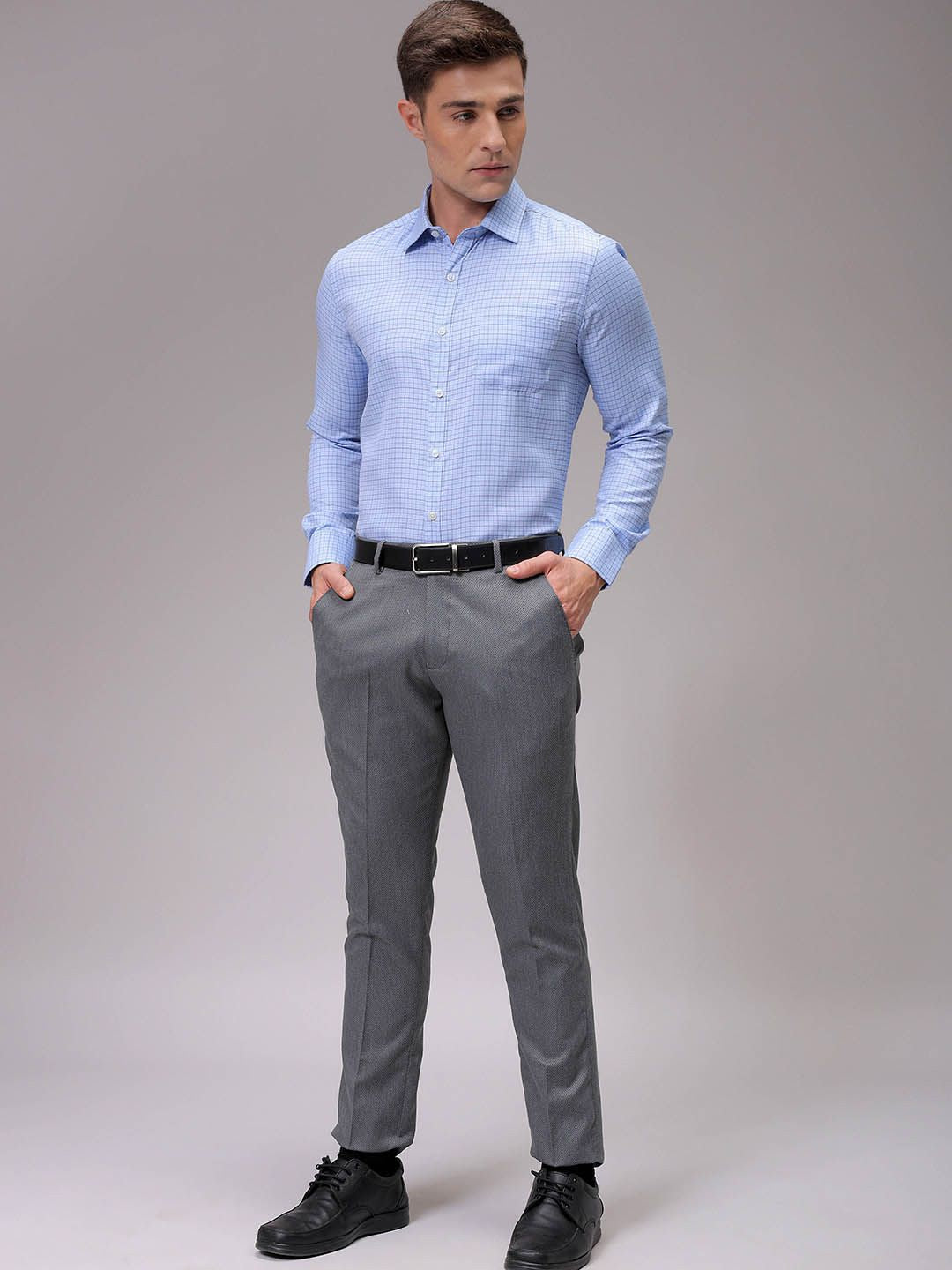 The Indian Garage Co. X Luxe Men Slim Fit Opaque Checked Formal Shirt