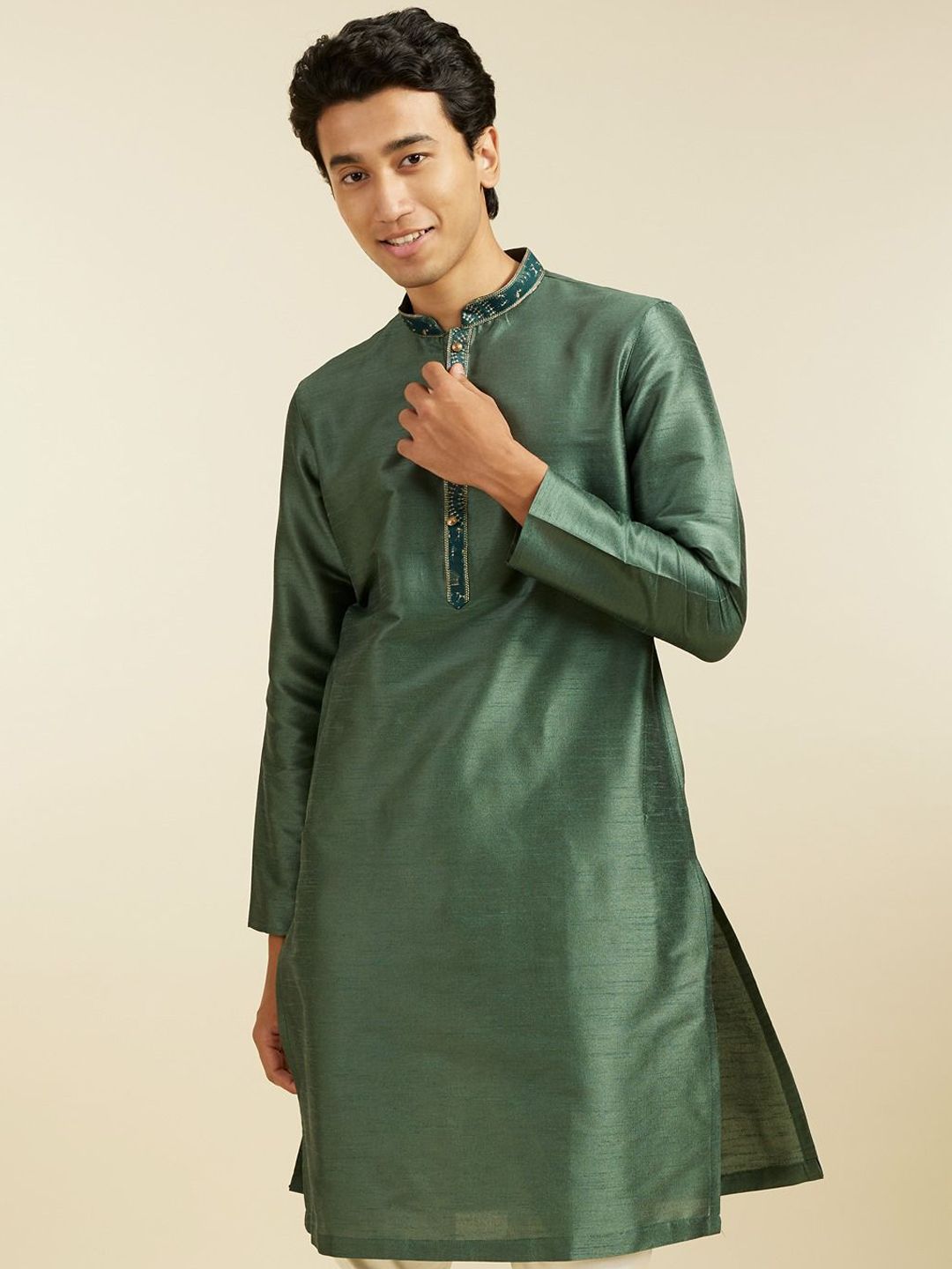 Diwas by Manyavar Mandarin Collar Straight Kurta