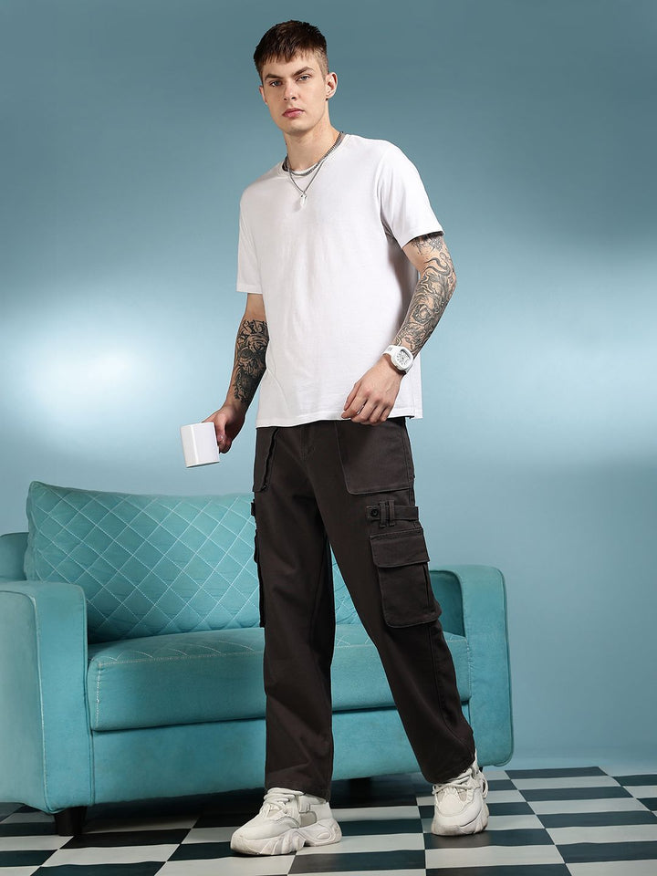 Eszett Men Relaxed Fit Cargos Trousers