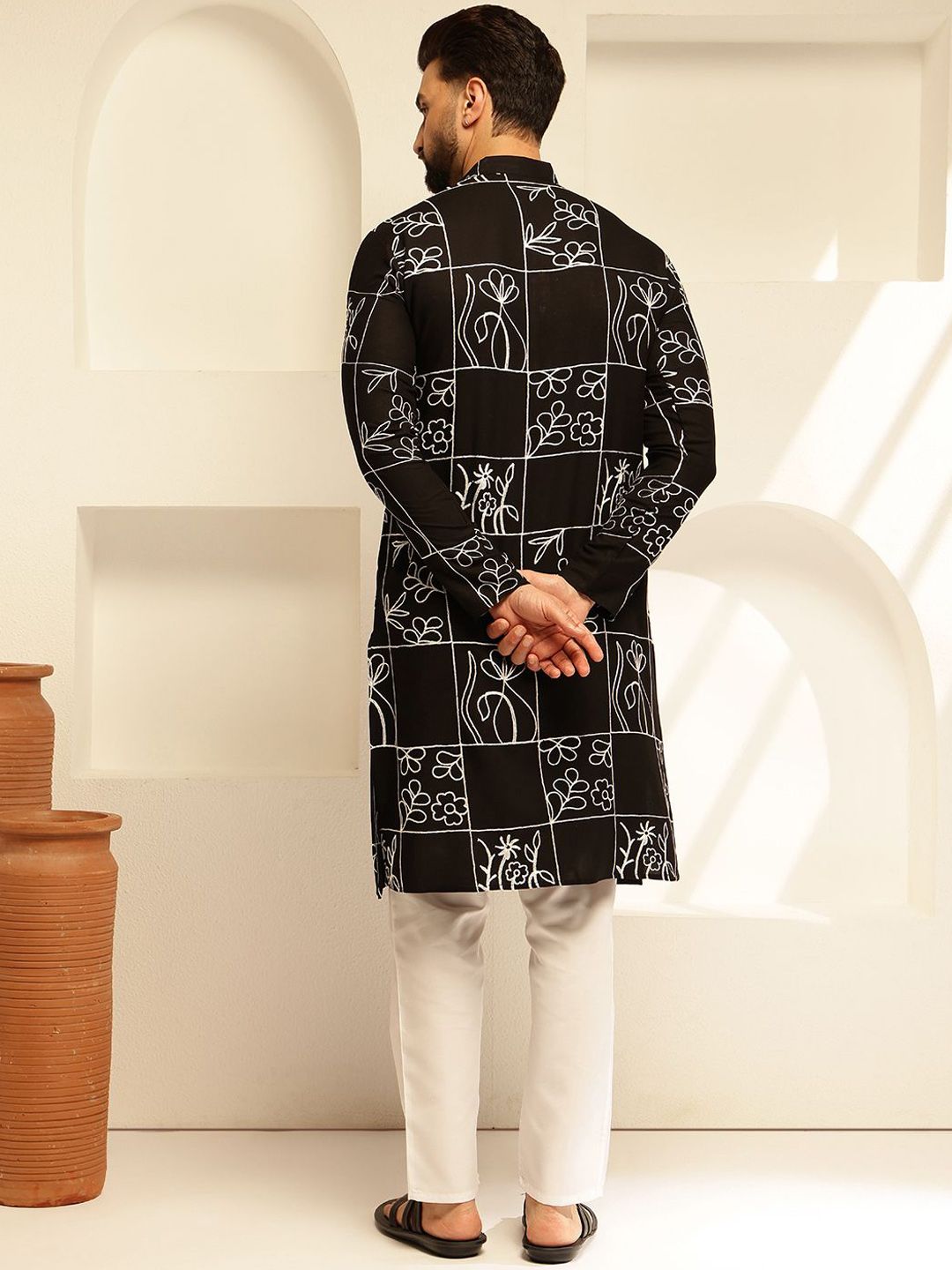 SOJANYA Bunga Sulam Kolar Mandarin Benang Kerja Cotton Silk Kurta Lurus
