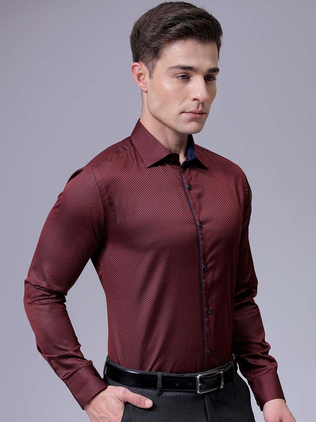 The Indian Garage Co. X Luxe Men Slim Fit Cutaway Collar Micro Ditsy Printed Formal Shirt