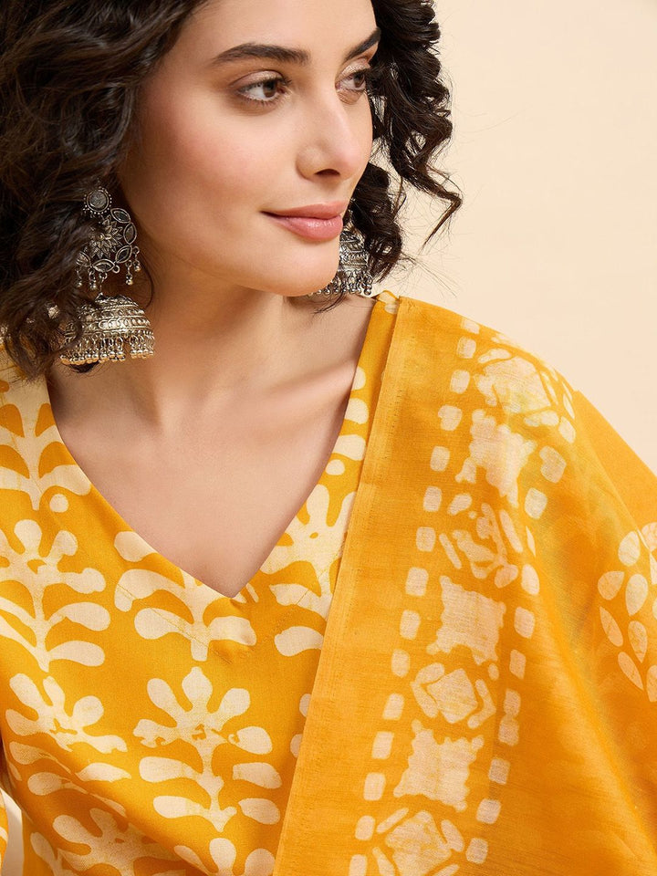 KALINI Women Ethnic Motifs Printed Regular Kurta with Trousers & With Dupatta