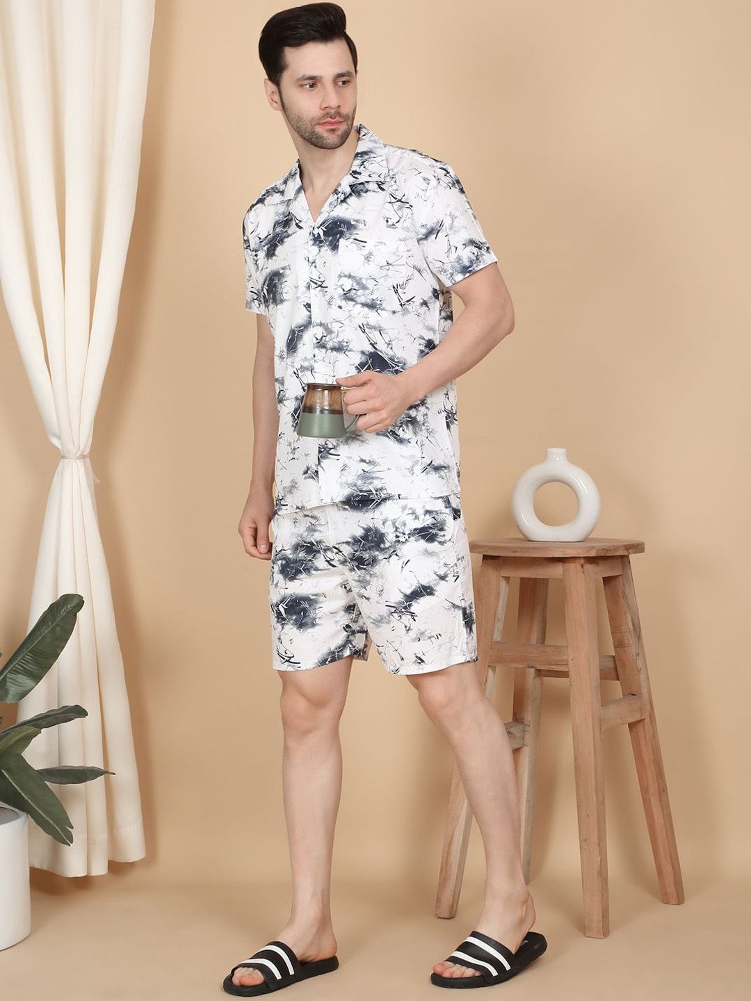 Sweet Dreams Men Printed Night suit