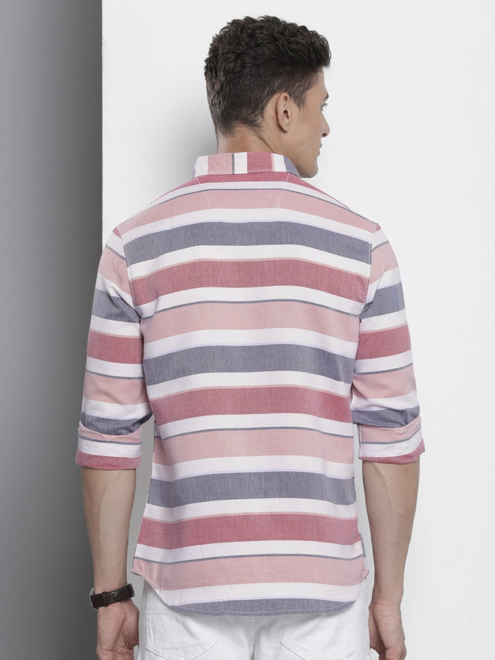 The Indian Garage Co Men Slim Fit Horizontal Striped Casual Shirt