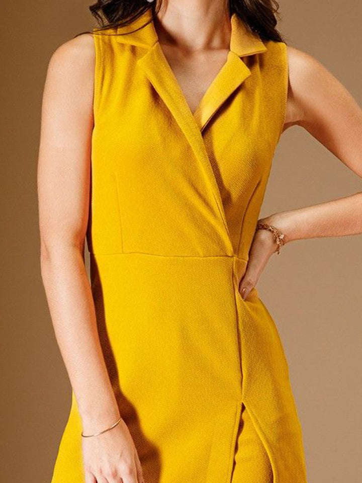 Berrylush Women Shawl Neck Jumpsuit