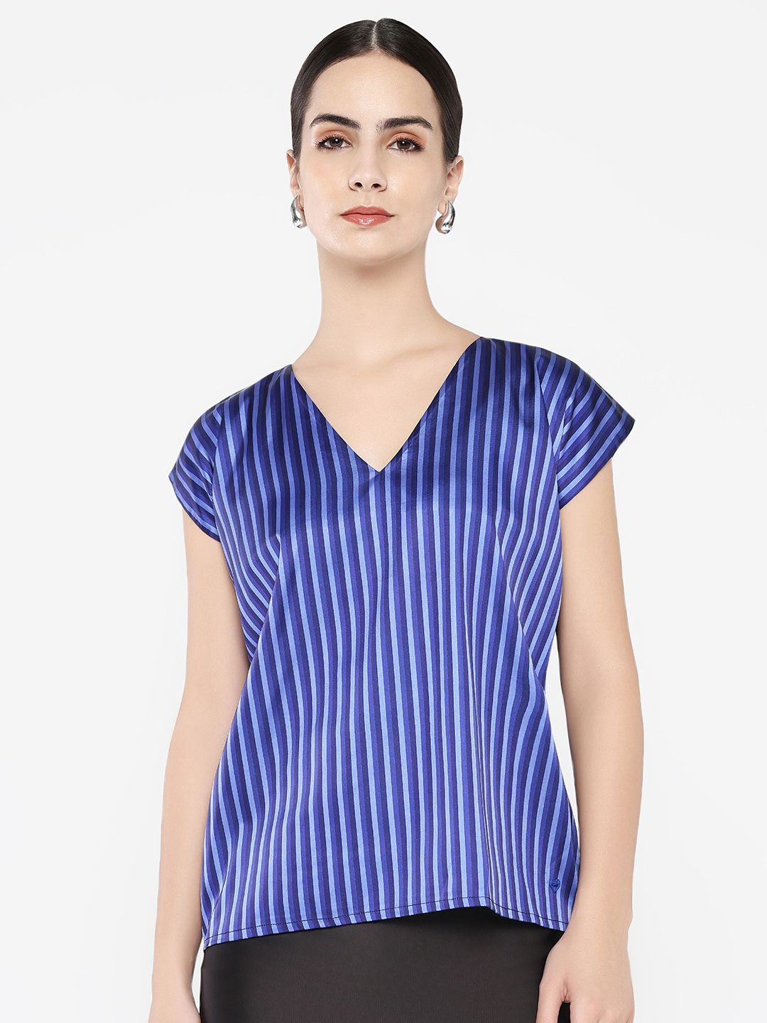 Rareism Women Vertical Striped V-Neck Top