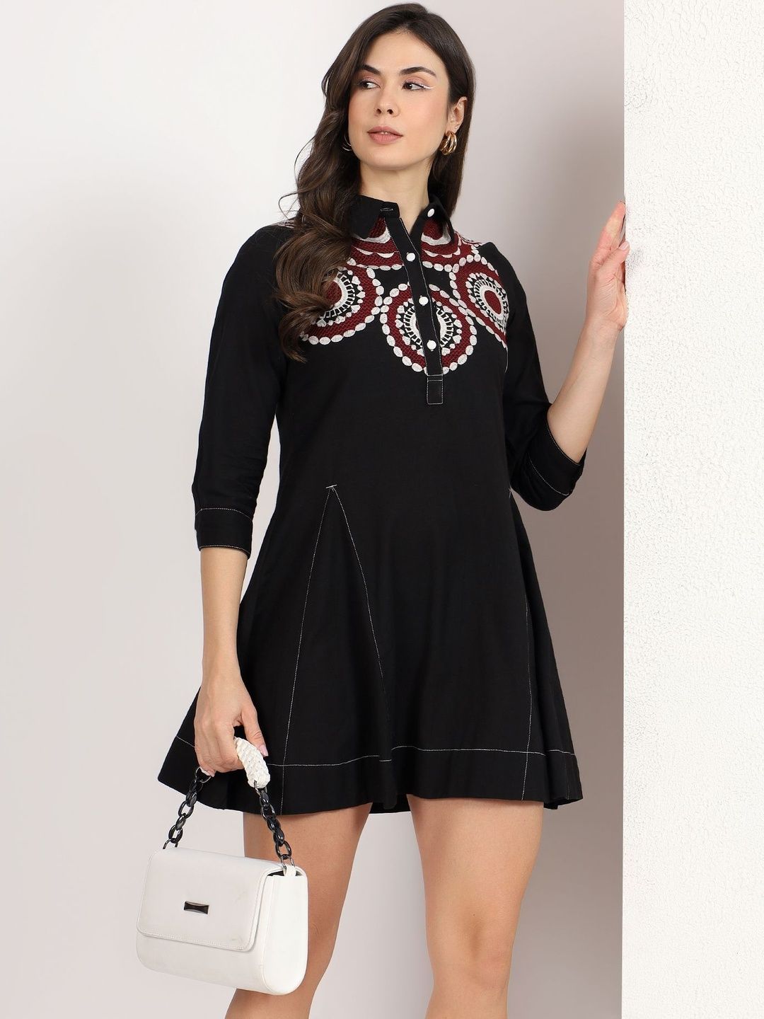 Mamicha Ethnic Motifs Embroidered A-Line Mini Dress